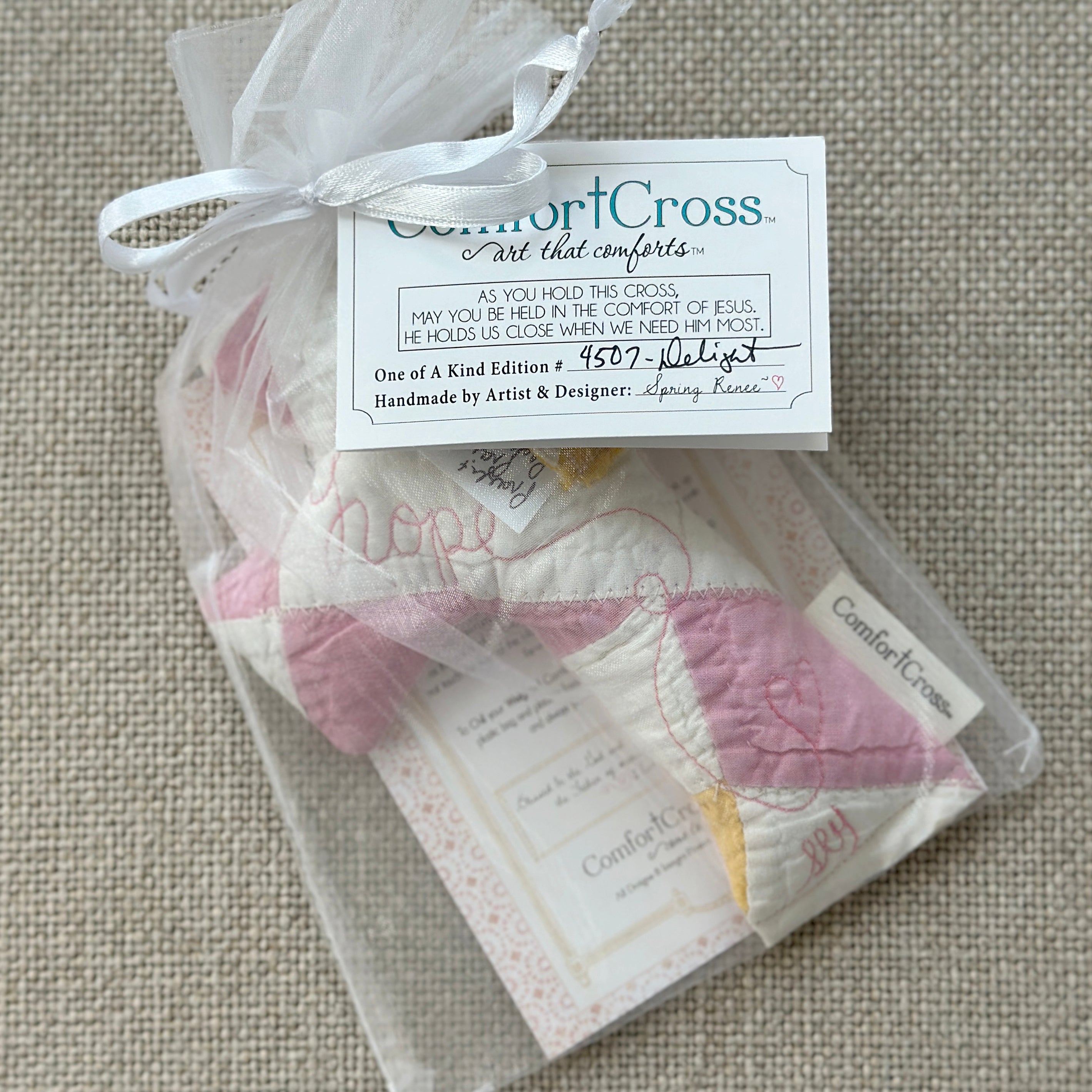 Comfort Cross with Prayer Pocket-Delight (Romans 15:13) Unscented