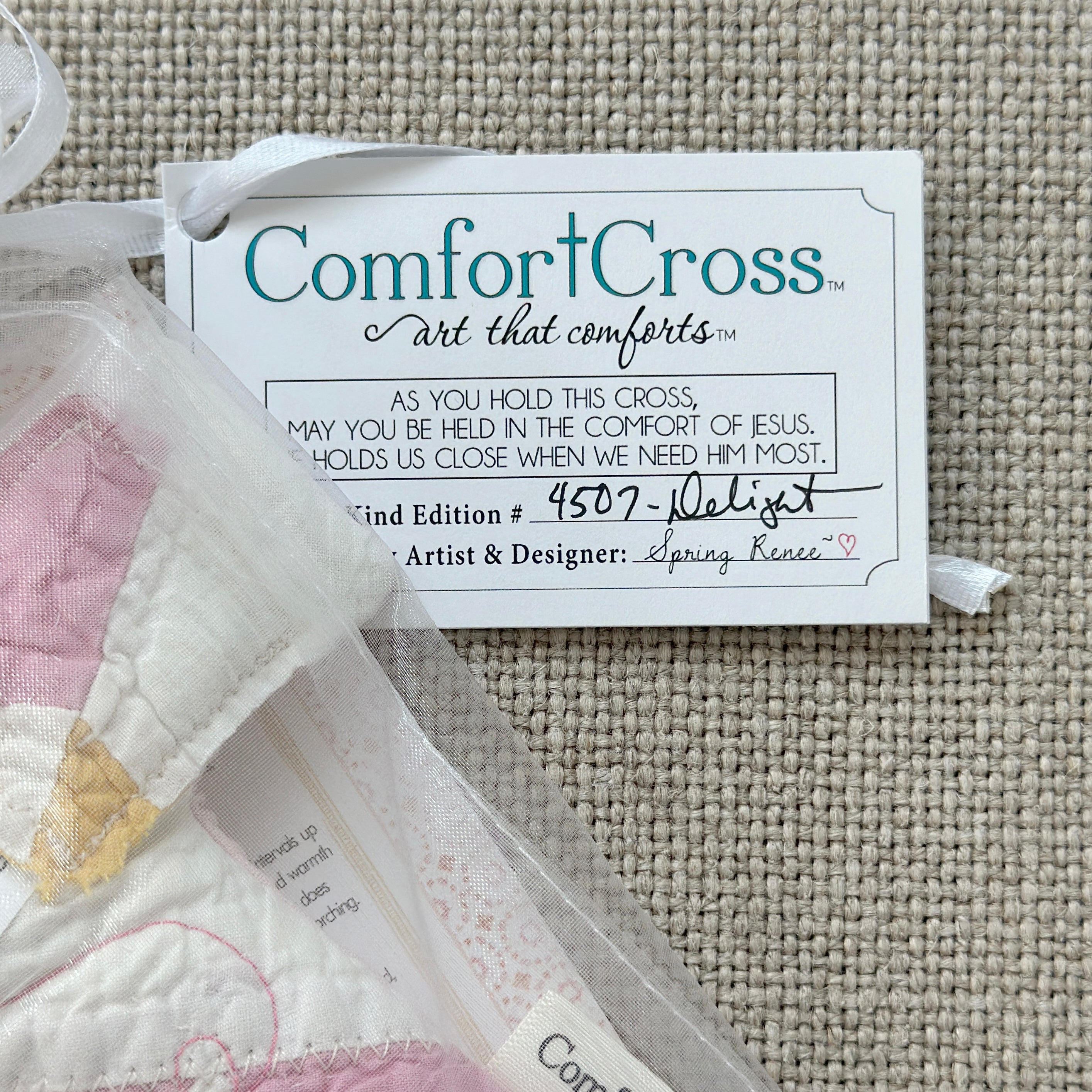 Comfort Cross with Prayer Pocket-Delight (Romans 15:13) Unscented